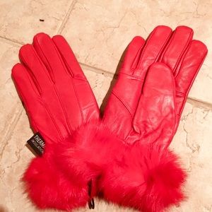 Faux Red Leather Gloves 🧤
